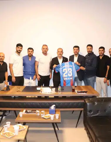 Kovancılarspor camiasından İdris Alan’a seçim desteği