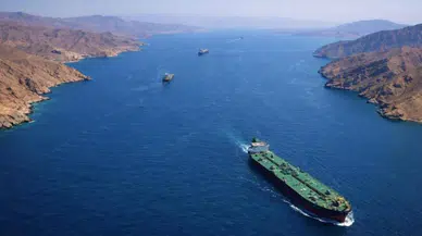 Hürmüz Boğazı gerilimi petrol fiyatlarını sert yükseltti
