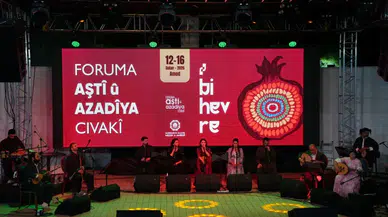 Amed’de barış forumuna müzik damga vurdu: Ma Music konserinde halaylar geceye yayıldı