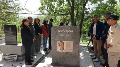 Aysel Doğan mezarı başında anıldı: “Barış gelene kadar yolundayız”