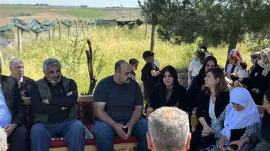Rojin Kabaiş’in babası Narin Güran’ın mezarını ziyaret etti