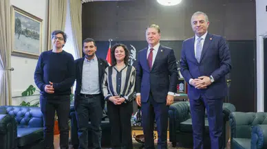 SOL Parti ve CHP'den kritik bayramlaşma: Saraya karşı omuz omuza