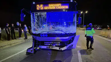 Diyarbakır’da feci kaza: Otobüs ile otomobil çarpıştı, 2 kişi hayatını kaybetti