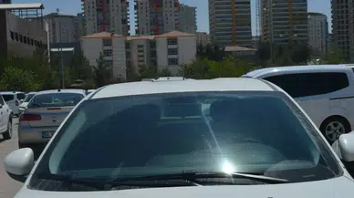Uzmandan ailelere kritik uyarı: Çocukları araçta bir dakika bile yalnız bırakmayın