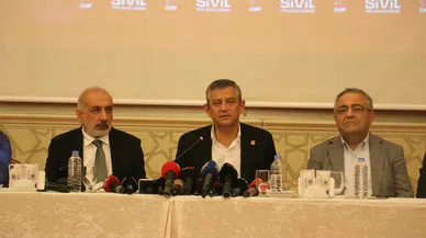 Özgür Özel Diyarbakır'dan seslendi: "Barışa butlan gelmesin diye buradayız"