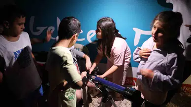 Zerzevan Kalesi’nde binlerce çocuk uzayın derinliklerini keşfetti