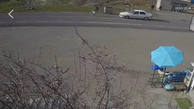 Siverek'te küçük çocuğa araba çarptı