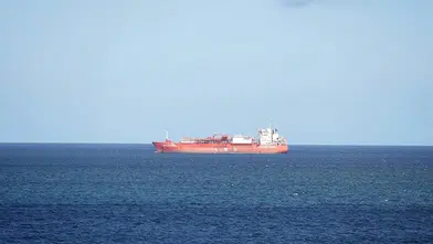 Hürmüz Boğazı’nda gerilim tırmanıyor: İran iki gemiye el koydu