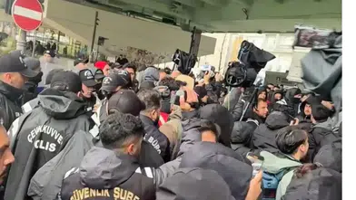 Taksim ısrarı sert müdahaleyle karşılaştı: TİP'ten 350 kişi gözaltında