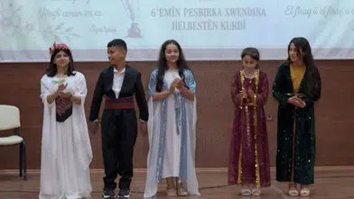 Kızıltepe’de Kürtçe şiir yarışması coşkusu: 11 yaşındaki Delal birinci oldu