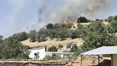 Diyarbakır Çermik bölgesindeki ağaçlık alanda çıkan yangın ekiplerce söndürüldü