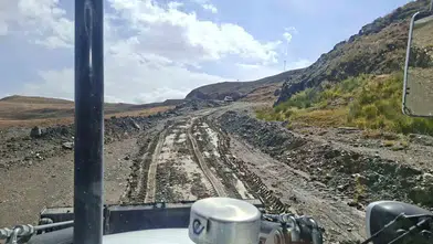 Hakkari Berçelan Yaylası yolunda mahsur kalan 5 kişi kurtarıldı