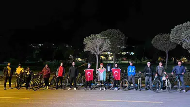 Tatvan sahilinde Gazze için barış ve adalet sürüşü düzenlendi