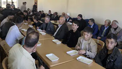 Bitlisli köylüler bayramı tek bir kazanın etrafında karşılıyor