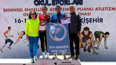 Elazığlı genç atletler Eskişehir pistinde madalyaları topladı