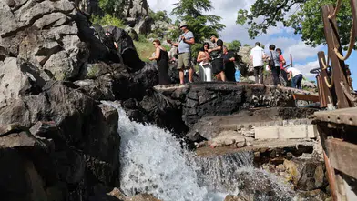 Munzur Gözeleri serinlemek isteyenleri ağırlamaya başladı