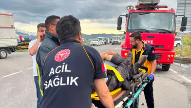 Çaldıran yolunda iki kamyonet çarpıştı