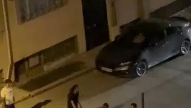 Elazığ sokaklarında sopalı kavga anbean kameraya yansıdı