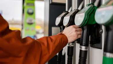 Sürücülerin yüzünü güldüren haber: Motorinde indirim tabelalara yansıdı, fiyatlar 82 TL bandının altına geriledi