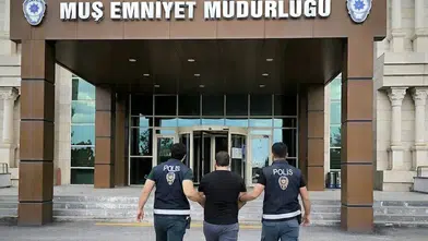 Muş polisi 10 aydır aranan firari hükümlüyü operasyonla yakaladı