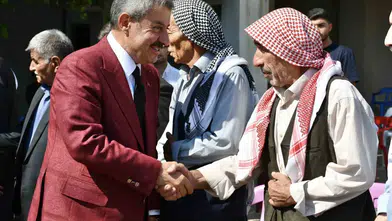 Arslan Tatar Silopi köylerinde vatandaşların taleplerini dinledi