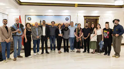 Diyarbakır’da “Barışın Dili Sanatla Kuruluyor” buluşması