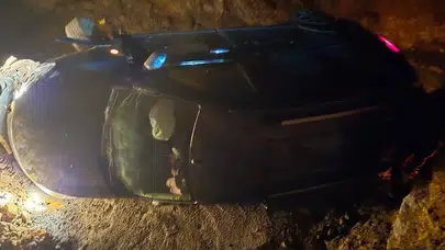 Siirt Pervari yolunda kaza yapan anne ve oğlu yaralandı