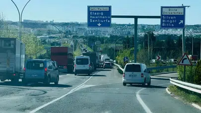 Diyarbakır'da trafik çileye dönüştü: Büyükşehir Belediyesi Karayolları'nı işaret etti