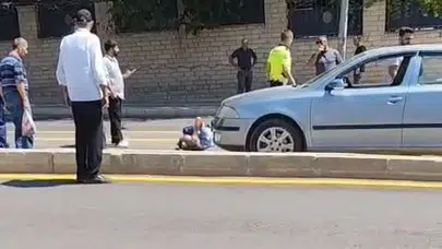 Elazığ'da yola çıkan yayaya otomobil çarptı