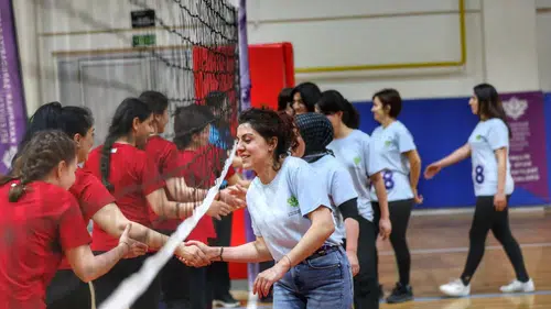 Diyarbakır’da file heyecanı başladı: 21 takım sahada