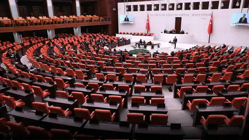Meclis’te kriz! DEM Parti ve AK Parti arasında sert tartışma