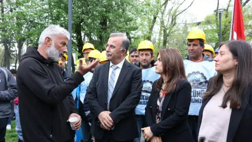 DEM Parti’den açlık grevindeki işçilere mesaj: “Birlikte kazanmaya kararlıyız”