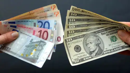 Dolar ve euro güne yükselişle başladı