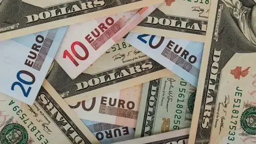 Dolar ve Euro güne yükselişle başladı