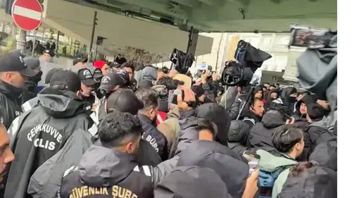 Taksim ısrarı sert müdahaleyle karşılaştı: TİP'ten 350 kişi gözaltında