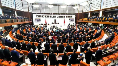 TBMM’de yoğun hafta: Aidat düzenlemesi ve kritik sunumlar gündemde