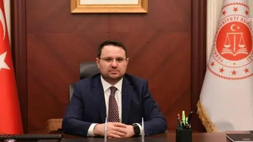 Bakan Gürlek: Yeni delil gelirse faili meçhul dosyaların üzerine gideriz