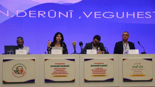 Diyarbakır’da Kürtçe için tarihi seferberlik: Sokaktan tabelaya, kurumdan kreşe her yer Kürtçeleşecek