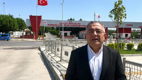 Sezgin Tanrıkulu'ndan Silivri Cezaevi önünde dikkat çeken çıkış: "Türkiye bunu hak etmiyor"
