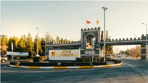 Dicle Üniversitesi’nde lojman heyecanı: Akademisyenler için geri sayım başladı