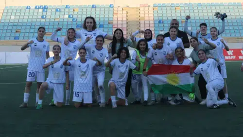 Rojava'nın El-Hilal Kadın Futbol Takımı Batı Asya Kupası'nda tarih yazmak için sahaya çıkıyor
