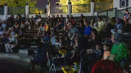 Diyarbakır’da sinema perdesi gökyüzüne açıldı: 12 film ücretsiz gösterilecek