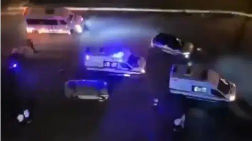 Kayapınar ilçesindeki trafik kazasında iki otomobil çarpıştı