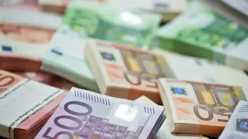 Dolar yükselişini sürdürüyor! İşte 1 Ağustos 2026 güncel Dolar ve Euro fiyatları