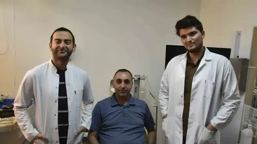Bitlisli hastaya burundan girilerek başarılı göz kanalı ameliyatı yapıldı