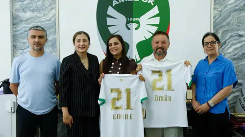 Formasını çıkarması istenmişti: Amedspor aileyi ağırladı