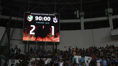 Amedspor’dan muhteşem geri dönüş: Trabzonspor’u 2-1 yendi