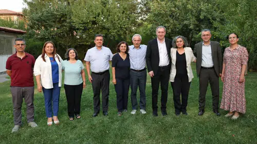 7 yıl sonra duygusal buluşma: Tuncer Bakırhan'dan Selçuk Mızraklı'ya ziyaret