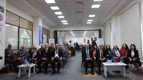 Elazığ yükseköğretimde kaliteyi artırmak için uzmanları bir araya getirdi
