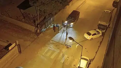 Siirt Yeni Mahallede dört aracın karıştığı zincirleme trafik kazası yaşandı
